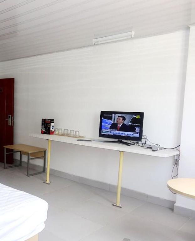 Airlines Business Hotel Port Vila Room photo