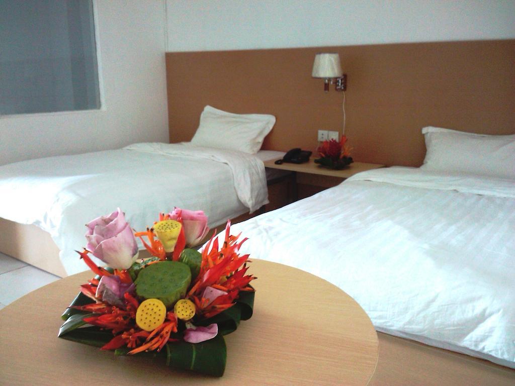 Airlines Business Hotel Port Vila Room photo