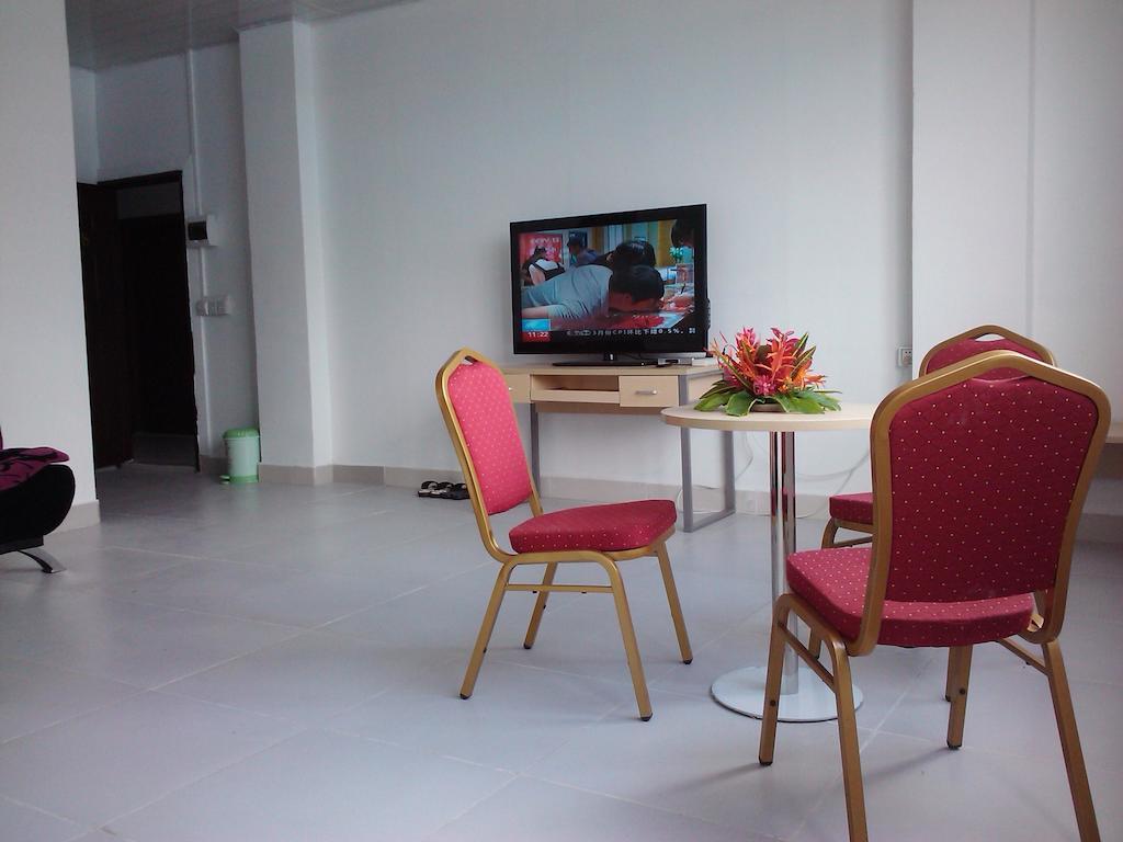 Airlines Business Hotel Port Vila Room photo